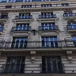 Bob 4* Paris