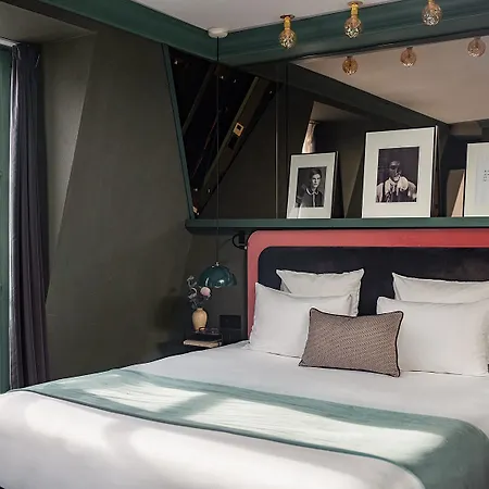 Hotel Bob By Elegancia 4*