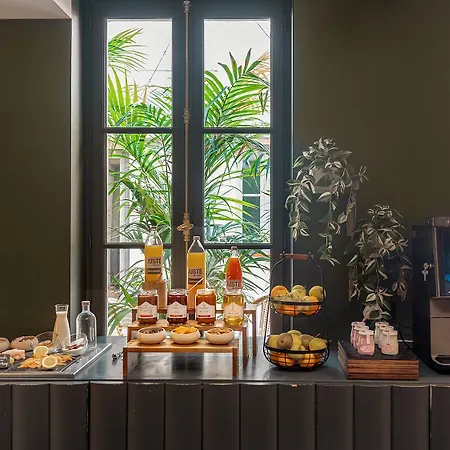 Hotel Bob By Elegancia 4*