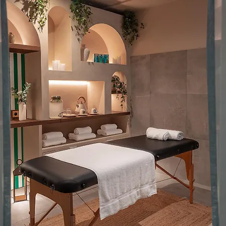 Bob By Elegancia Hotel 4*